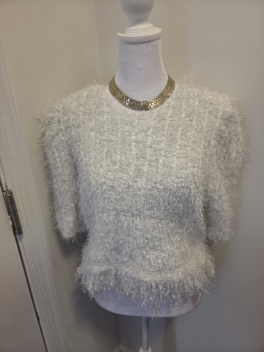 Shimmery Fuzzy Short Sleeve Crop Sweater in White Silver